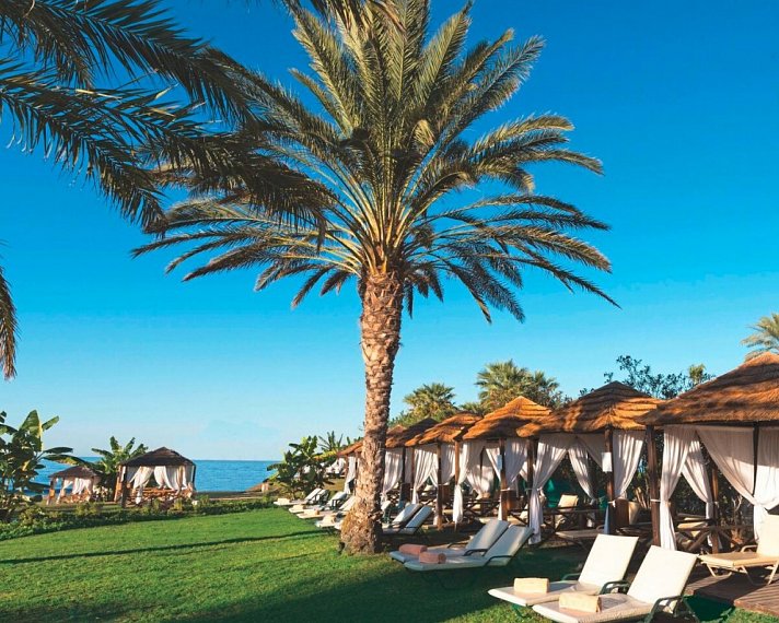 Constantinou Bros Athena Royal Beach