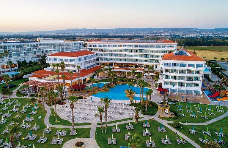 Leonardo Cypria Bay