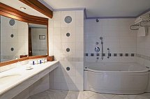 Thalassa Boutique Resort & Spa - Suite Executive Meerblick 2 Schlafzimmer (Zimmercodierung WTM)