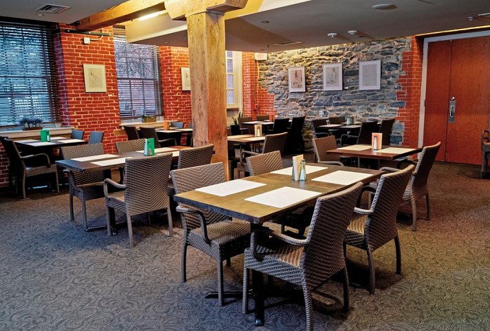 Lancaster Arts Hotel