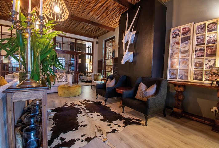 Lairds Lodge Country Estate