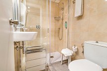 Eix Lagotel Holiday Resort - Beispiel Bad (Zimmercodierungen DB1, DB2, FB1, FB2, AB1 & AB2)