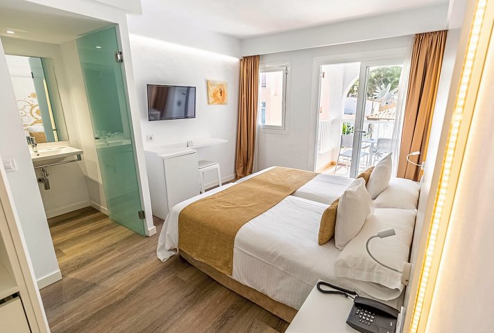 BQ Cala Ratjada - Wohnbeispiel Doppelzimmer mit Balkon (Zimmercodierung DB1)