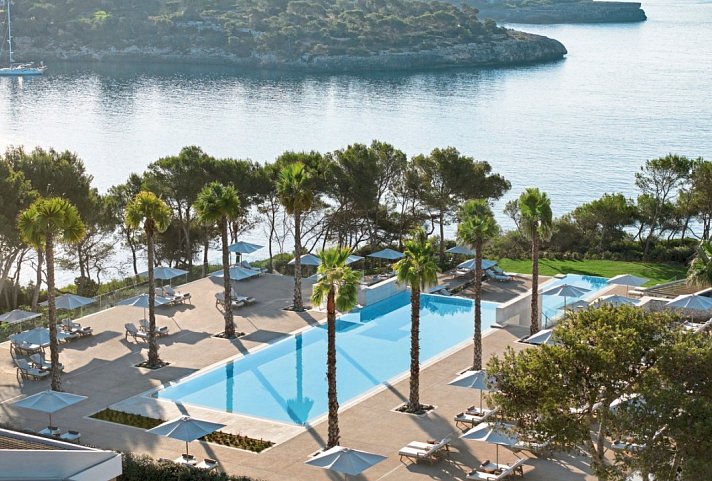 IKOS Porto Petro