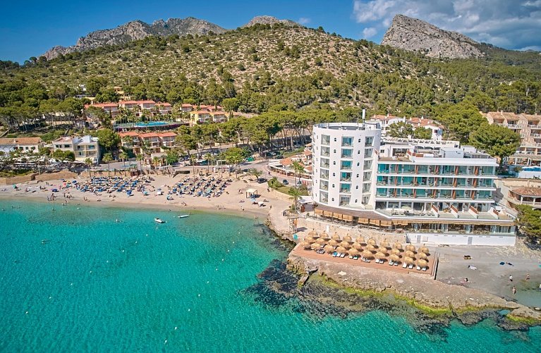 Universal Hotel Aquamarin