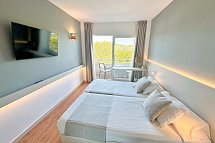 Eix Platja Daurada & Spa - Wohnbeispiel Doppelzimmer (Zimmercodierungen DB1, DB2, DC1, DC2, D1N, D2N, DB3, DB4, DC3, DC4, D3N, DC6 & D4N)