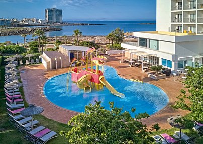 Universal Hotel Romántica Colònia de Sant Jordi