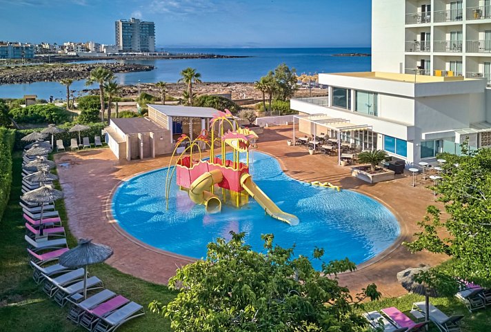 Universal Hotel Romántica