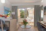 Valentin Somni Hotel & Suites