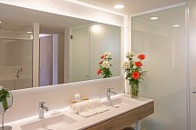 Valentin Somni Hotel & Suites - Beispiel Bad (Zimmercodierung JB1)