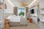 Valentin Somni Hotel & Suites