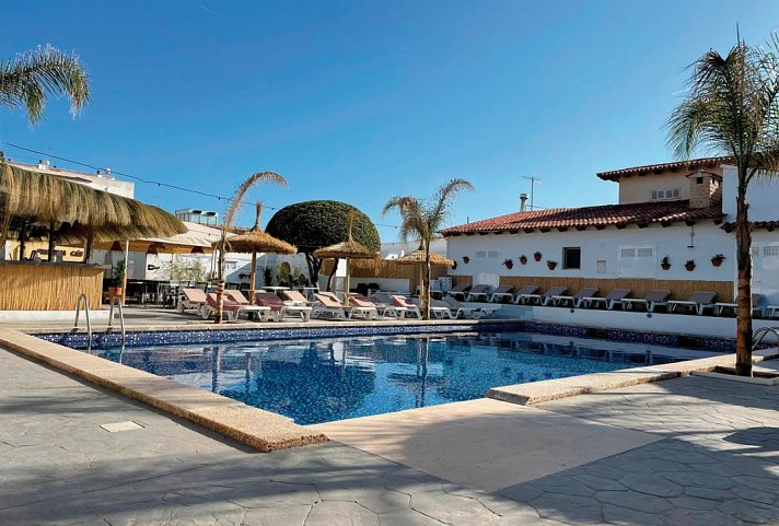 Chevy Hotel & Suites