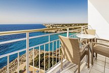 Globales America - Beispiel Balkon (Zimmercodierungen D1M, D2M, D1D & D2D)