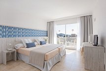 Tora - Wohnbeispiel Doppelzimmer Meerblick (Zimmercodierung DBM)