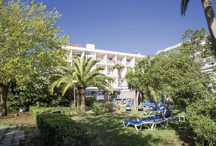 Nura Cóndor - Außenanlage