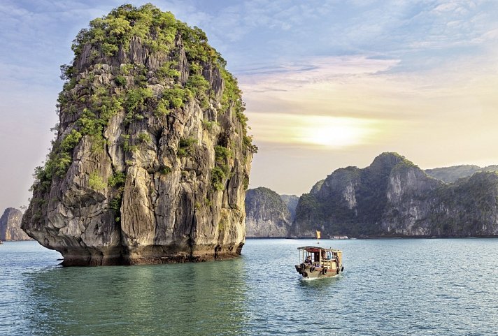 Im Herzen Indochinas (Privatreise) - Halong Bucht
