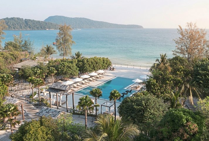 La Passion by Achariyak