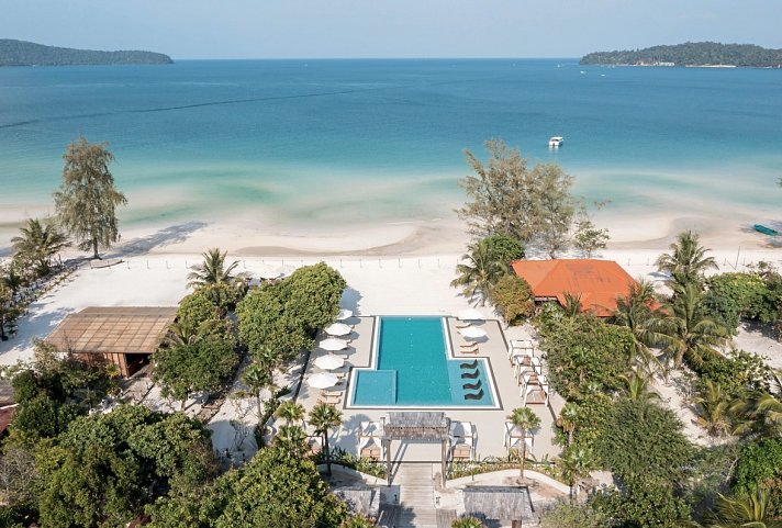 La Passion by Achariyak