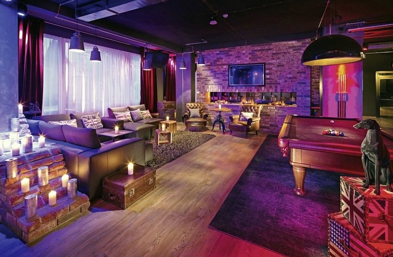 Hotel PULSE8