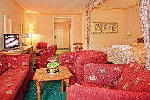 Ensana Butterfly Health Spa Hotel - Wohnbeispiel Juniorsuite (Zimmercodierung JB1)