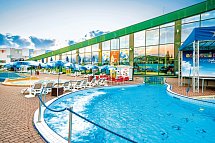 Aqua Palace