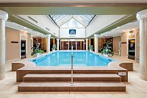 Aqua Palace