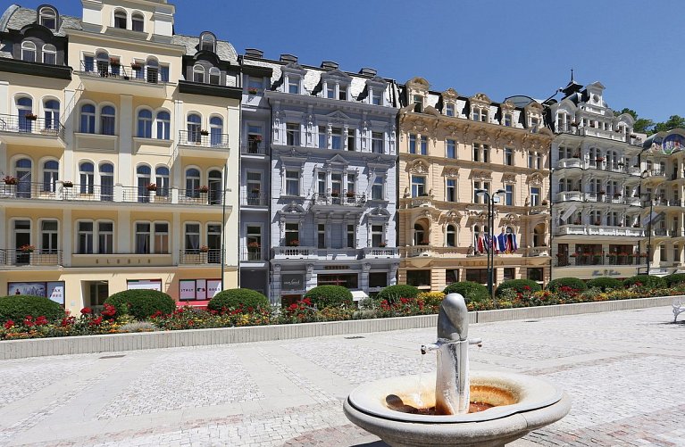 Astoria Hotel & Medical Spa