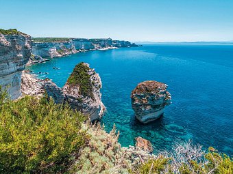Autotour Von der Hügellandschaft der Toskana zu den Perlen des Mittelmeeres - Bonifacio-Klippen