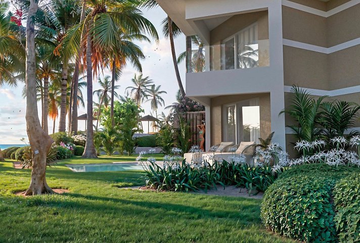 Grand Palladium Select Bávaro - Außenansicht Private Pool (Zimmercodierungen JS1 & WR1)