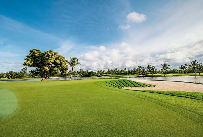 Barceló Bávaro Beach - The Lakes