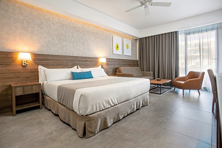 Serenade Punta Cana Beach & Spa Resort - Wohnbeispiel Premium Suite Preferred Club (Zimmercodierung UUM)