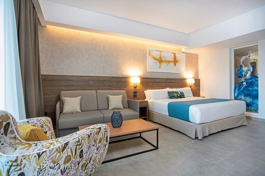 Serenade Punta Cana Beach & Spa Resort - Wohnbeispiel Premium Suite Preferred Club (Zimmercodierung UUM)