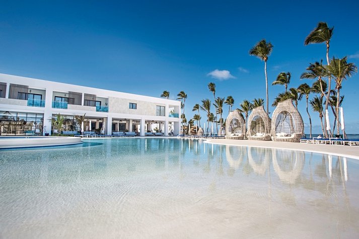 Serenade Punta Cana Beach & Spa Resort