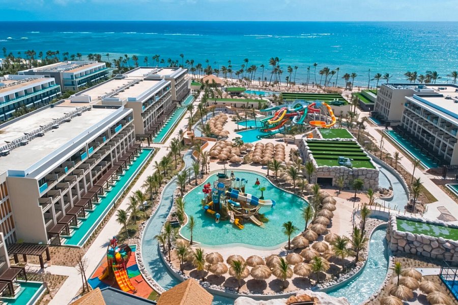 Serenade Caribe Club Family Beach Resort