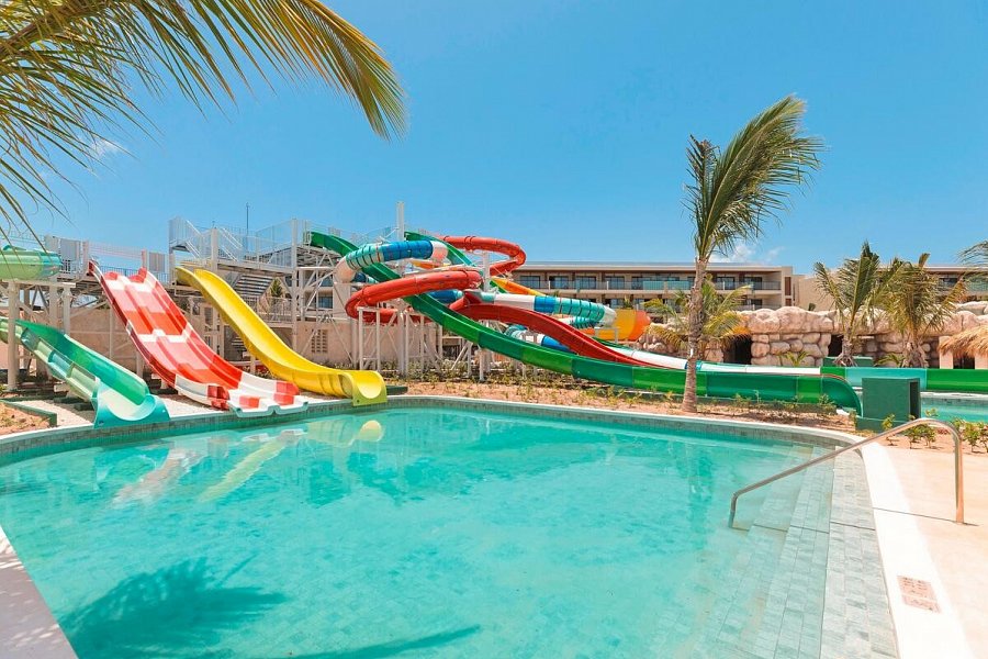 Serenade Caribe Club Family Beach Resort