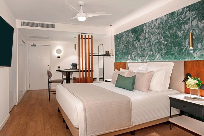 Dreams Flora Resort & Spa