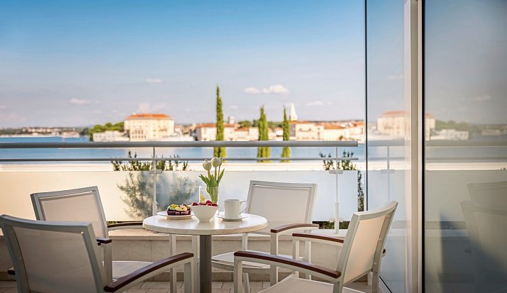Isabella Island Resort Valamar Collection - Wohnbeispiel Zimmer für 2 plus 2 Meerblick (Zimmercodierung FBU)