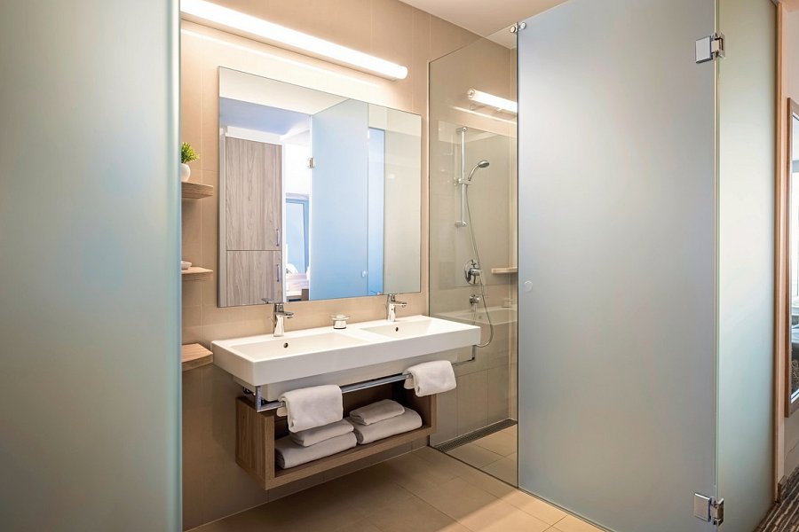Isabella Island Resort Valamar Collection - Wohnbeispiel Zimmer für 2 plus 2 Meerblick (Zimmercodierung FBU)