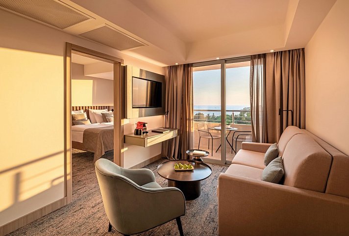 Aminess Maestral Hotel - Wohnbeispiel Suite Superior Meerseite (Zimmercodierung WSC)
