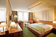 Wellness- & Nationalpark-Hotel Schliffkopf - Wohnbeispiel Doppelzimmer Steinmäuerle (Zimmercodierung DB2)