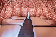 Tipi Town - Wohnbeispiel 6-Bett-Zelt (Zimmercodierungen CB1, CB2, CB3 & CB4)