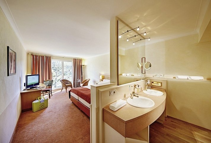 LINDNER Hotel & Sporting Club Wiesensee - Wohnbeispiel Doppelzimmer Bestpreis (Zimmercodierung DP1)