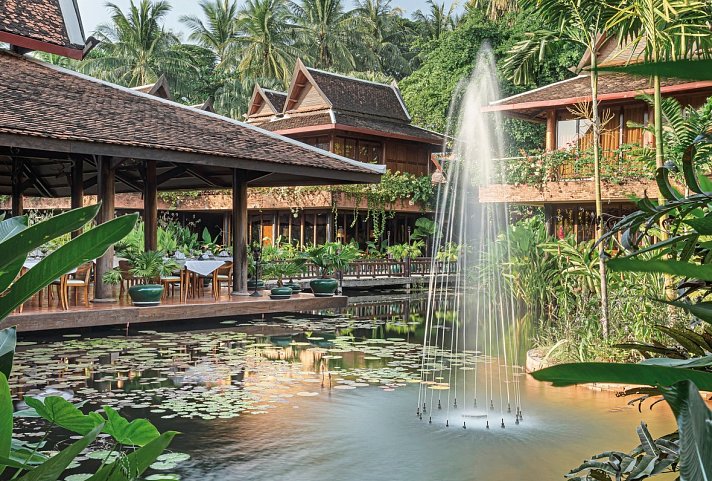 Angkor Village Hotel