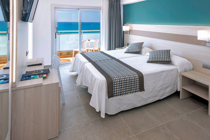 4R Miramar Calafell - Wohnbeispiel Doppelzimmer Meerblick (Zimmercodierung DBM)
