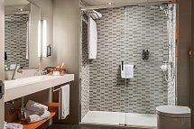 Estival Centurión - Badbeispiel Doppelzimmer Standard (Zimmercodierung DG1)