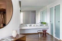 Grecotel LUX®ME Dama Dama - Wohnbeispiel Doppelzimmer Superior LUX ME Guestroom mit Meerblick (Zimmercodierung DS1)