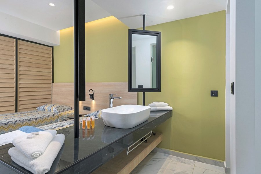 Avra Beach Resort - Badbeispiel (Zimmercodierung FSG)