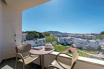 Avra Beach Resort - Wohnbeispiel Doppelzimmer Superior Gartenblick (Zimmercodierung DSG)