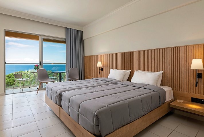 Kresten Palace Hotel - Wohnbeispiel Doppelzimmer Meerblick (Zimmercodierung DBM)