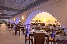 Oceanis Beach